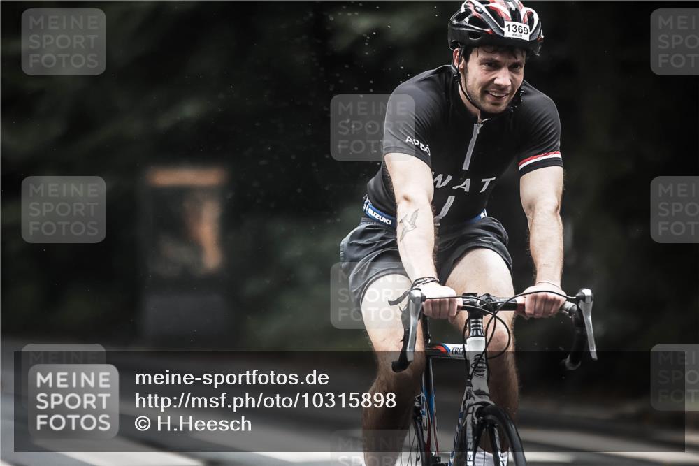 13.09.2026 - Stadtparktriathlon H.Heesch http://msf.ph/oto/10315898 13.09.2026 12:58:44 Radfahren 1340, 1343, 1369 meine-sportfotos.de