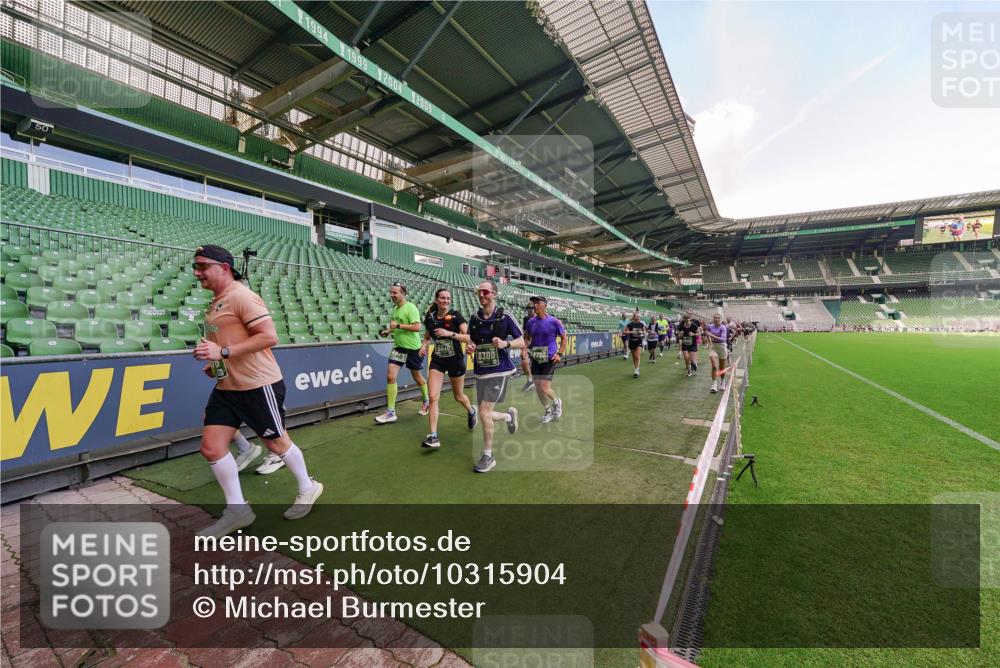 13.09.2026 - 21. swb-Marathon Bremen Michael Burmester http://msf.ph/oto/10315904 13.09.2026 13:12:28 Laufen im Stadion 118, 183, 265, 278, 349, 514, 576, 695, 702, 703, 843, 933, 1005, 1113, 1143, 1226, 1286, 1334, 1435, 1641, 1849, 1851, 1936, 1952, 1991, 2005, 2248, 2264, 2281, 2299, 2330, 2336, 2353, 2375, 2377, 2398, 2426, 2439, 2461, 2478, 2505, 2659, 2665, 2669, 2673, 2684, 2765, 2773, 2792, 2804, 2815, 2822, 2836, 2850, 2860, 2884, 2895, 2907, 2921, 2963, 2966, 2975, 2976, 3027, 3079, 3082, 3143, 3155, 3159, 3253, 3293, 3308, 3313, 3328, 3349, 3352, 3434, 3442, 549, 800 meine-sportfotos.de