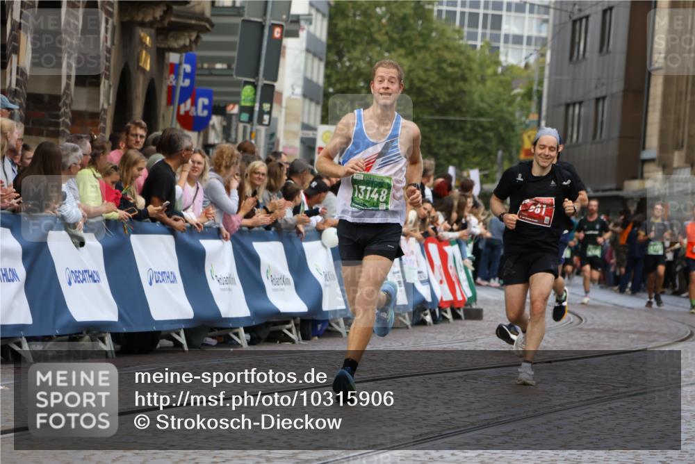 13.09.2026 - 21. swb-Marathon Bremen Strokosch-Dieckow http://msf.ph/oto/10315906 13.09.2026 13:06:23 Ziel 681, 3297, 3466, 4614, 4712, 5803, 6058, 6686, 7336, 7399, 8334, 8670, 8877, 8983, 9429, 9918, 508, 1770, 1921, 2832, 4777, 7590, 13148 meine-sportfotos.de