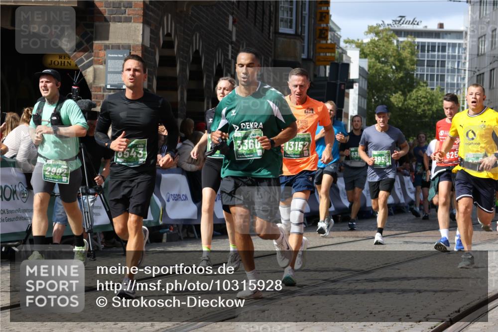 13.09.2026 - 21. swb-Marathon Bremen Strokosch-Dieckow http://msf.ph/oto/10315928 13.09.2026 13:30:56 Ziel 625, 800, 834, 1067, 1533, 1771, 1841, 1926, 1941, 2369, 2452, 2723, 2985, 3163, 3164, 3425, 4058, 4206, 4332, 4342, 4415, 4425, 4748, 4757, 4920, 5506, 5551, 5822, 6134, 6343, 6347, 6523, 6988, 7012, 7253, 7567, 7645, 7821, 8116, 8117, 8762, 8878, 8966, 9011, 9108, 9692, 9695, 9699, 9825, 13090, 217, 1398, 1479, 2513, 2802, 2902, 3800, 4647, 5846, 6307, 6419, 6732, 7198, 7359, 7637, 7798, 7882, 8382, 8543, 9274, 9937, 9958, 9962, 9969, 9976, 9977, 13152 meine-sportfotos.de