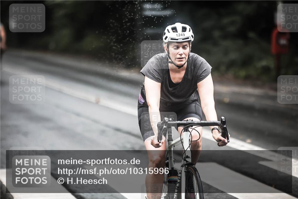13.09.2026 - Stadtparktriathlon H.Heesch http://msf.ph/oto/10315996 13.09.2026 12:59:05 Radfahren 1118, 1249, 1264, 1317, 1322, 1323, 1344, 1391, 1401 meine-sportfotos.de