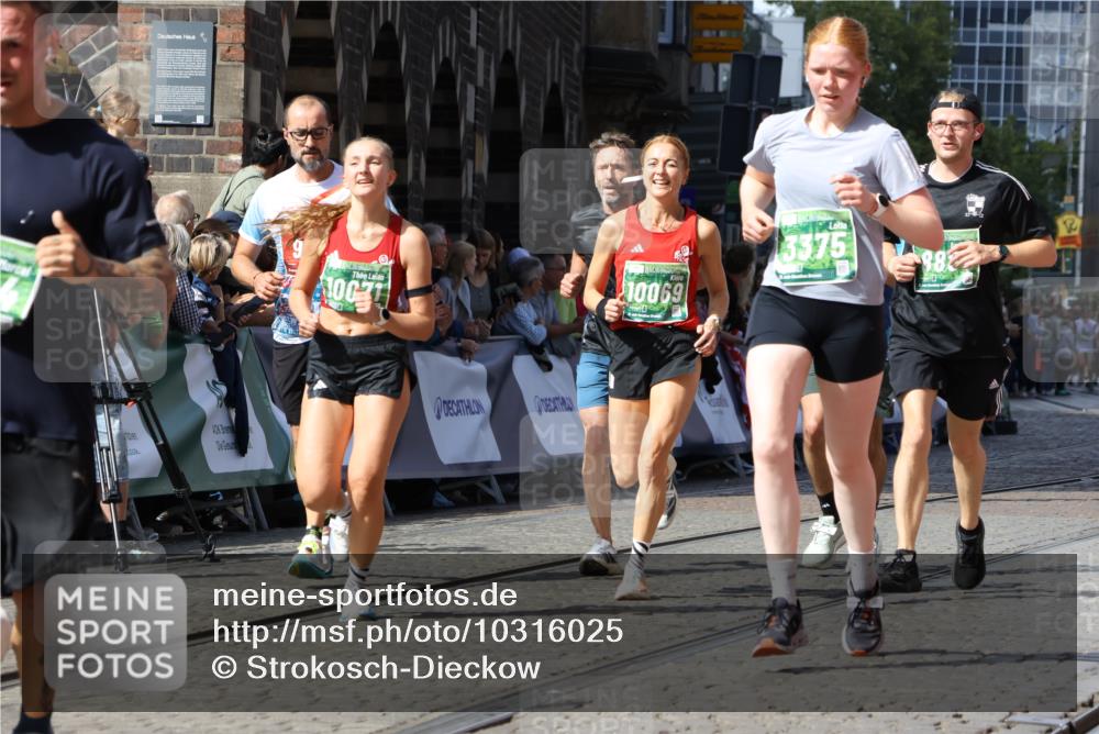 13.09.2026 - 21. swb-Marathon Bremen Strokosch-Dieckow http://msf.ph/oto/10316025 13.09.2026 13:24:31 Ziel 102, 776, 909, 1199, 1250, 2295, 2370, 2491, 2967, 3372, 4559, 5012, 5208, 5257, 5397, 5481, 5623, 5928, 6105, 6772, 7059, 7069, 7081, 8082, 8179, 8415, 9087, 9916, 13219, 282, 789, 790, 1516, 1582, 2280, 3375, 3524, 4198, 4277, 5328, 5664, 6626, 8636, 8881, 9541, 10069, 10071, 10097 meine-sportfotos.de