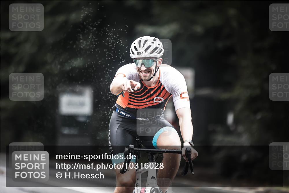 13.09.2026 - Stadtparktriathlon H.Heesch http://msf.ph/oto/10316028 13.09.2026 11:51:21 Radfahren 722, 796, 812, 823, 853, 886, 894, 1800 meine-sportfotos.de