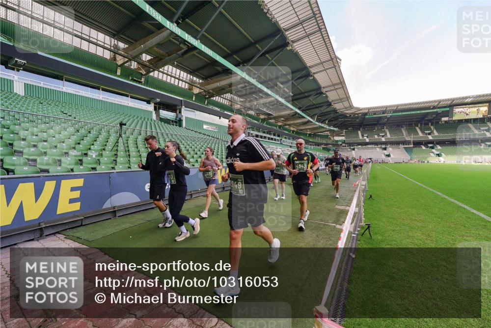 13.09.2026 - 21. swb-Marathon Bremen Michael Burmester http://msf.ph/oto/10316053 13.09.2026 13:12:41 Laufen im Stadion 118, 183, 265, 270, 278, 349, 514, 576, 695, 702, 703, 843, 933, 950, 1005, 1113, 1143, 1226, 1286, 1334, 1426, 1435, 1641, 1849, 1851, 1936, 1952, 1991, 2005, 2248, 2264, 2281, 2299, 2336, 2353, 2375, 2377, 2398, 2426, 2439, 2461, 2478, 2505, 2612, 2659, 2665, 2673, 2684, 2765, 2773, 2792, 2804, 2815, 2816, 2822, 2850, 2860, 2884, 2895, 2907, 2921, 2963, 2966, 2975, 2976, 3016, 3027, 3079, 3082, 3143, 3155, 3159, 3253, 3277, 3293, 3308, 3313, 3328, 3349, 3434, 3442, 549 meine-sportfotos.de