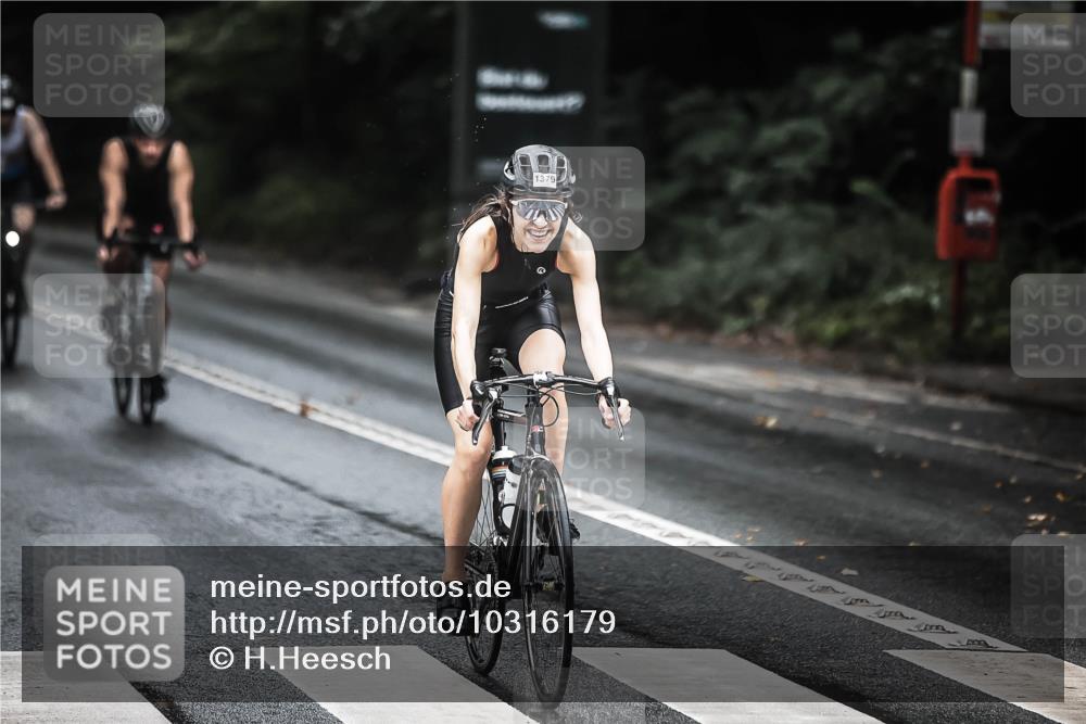 13.09.2026 - Stadtparktriathlon H.Heesch http://msf.ph/oto/10316179 13.09.2026 12:59:19 Radfahren 1070, 1094, 1151, 1219, 1277, 1292, 1339, 1379, 1381, 1406 meine-sportfotos.de