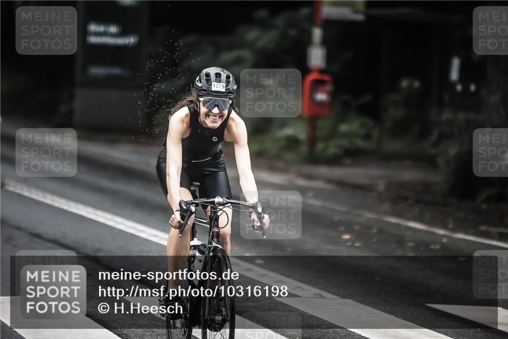 13.09.2026 - Stadtparktriathlon H.Heesch http://msf.ph/oto/10316198 13.09.2026 12:59:20 Radfahren 1070, 1094, 1151, 1219, 1277, 1292, 1339, 1379, 1381, 1406 meine-sportfotos.de