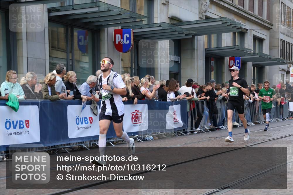 13.09.2026 - 21. swb-Marathon Bremen Strokosch-Dieckow http://msf.ph/oto/10316212 13.09.2026 13:16:19 Ziel 472, 675, 696, 734, 816, 827, 985, 1076, 1162, 2473, 2474, 2604, 2809, 3716, 4135, 4485, 5255, 5772, 6367, 6531, 6535, 7053, 7603, 7801, 7875, 8171, 8288, 481, 663, 740, 755, 792, 1605, 1955, 2623, 3134, 3149, 4128, 5430, 5554, 5963, 6106, 6721, 6744, 8398, 8487, 9031, 9115, 13008, 13158 meine-sportfotos.de