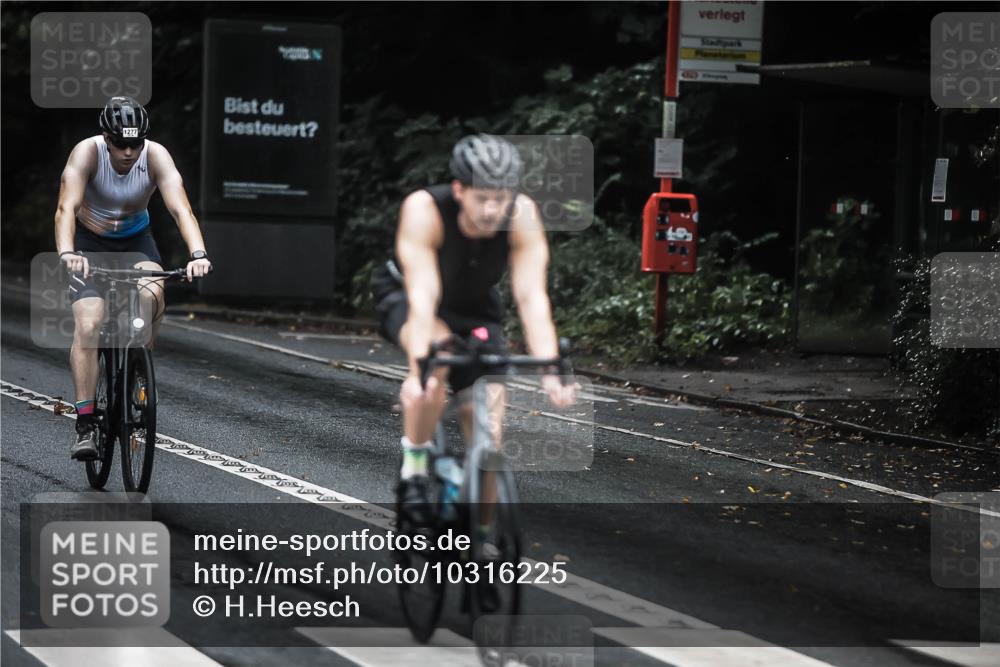 13.09.2026 - Stadtparktriathlon H.Heesch http://msf.ph/oto/10316225 13.09.2026 12:59:21 Radfahren 1094, 1151, 1219, 1277, 1292, 1339, 1379, 1381, 1406 meine-sportfotos.de