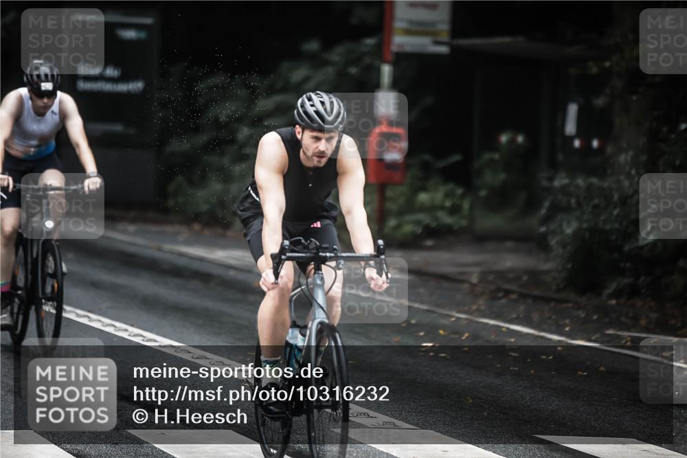 13.09.2026 - Stadtparktriathlon H.Heesch http://msf.ph/oto/10316232 13.09.2026 12:59:21 Radfahren 1094, 1151, 1219, 1277, 1292, 1339, 1379, 1381, 1406 meine-sportfotos.de