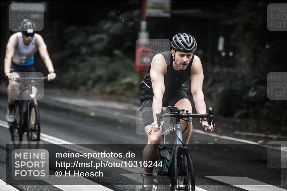 13.09.2026 - Stadtparktriathlon H.Heesch http://msf.ph/oto/10316244 13.09.2026 12:59:21 Radfahren 1094, 1151, 1219, 1277, 1292, 1339, 1379, 1381, 1406 meine-sportfotos.de