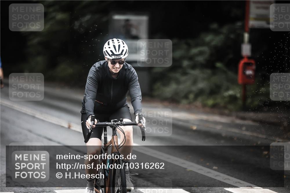 13.09.2026 - Stadtparktriathlon H.Heesch http://msf.ph/oto/10316262 13.09.2026 12:59:23 Radfahren 1094, 1219, 1277, 1292, 1339, 1379, 1406 meine-sportfotos.de
