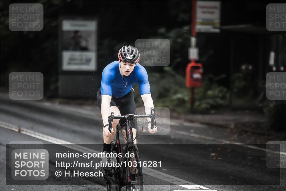 13.09.2026 - Stadtparktriathlon H.Heesch http://msf.ph/oto/10316281 13.09.2026 12:59:24 Radfahren 1094, 1277, 1339, 1379, 1406, 1422 meine-sportfotos.de