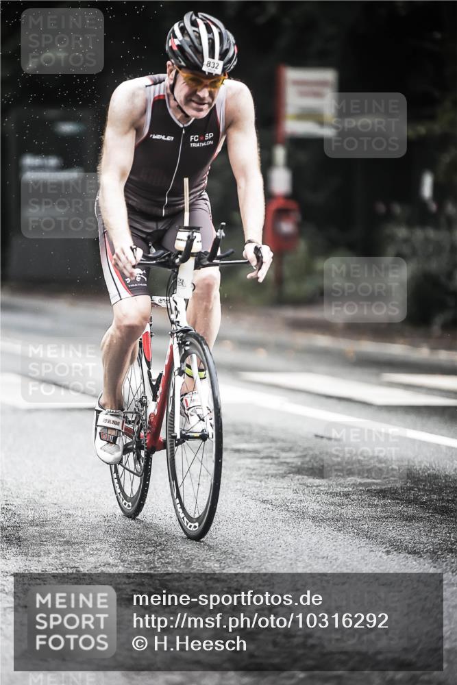 13.09.2026 - Stadtparktriathlon H.Heesch http://msf.ph/oto/10316292 13.09.2026 11:51:45 Radfahren 714, 773, 808, 832, 851, 911 meine-sportfotos.de