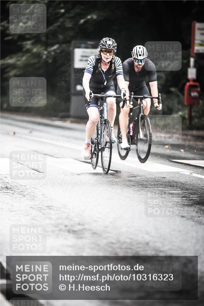 13.09.2026 - Stadtparktriathlon H.Heesch http://msf.ph/oto/10316323 13.09.2026 11:51:49 Radfahren 714, 755, 773, 808, 832, 851, 911 meine-sportfotos.de