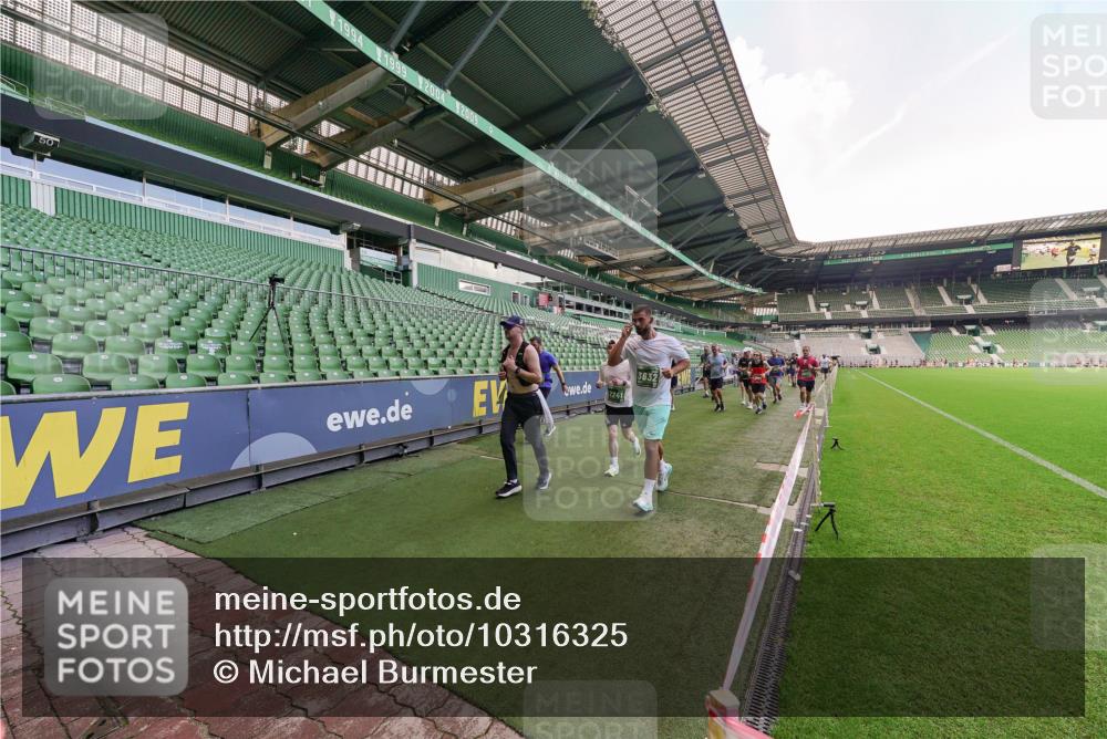 13.09.2026 - 21. swb-Marathon Bremen Michael Burmester http://msf.ph/oto/10316325 13.09.2026 13:13:11 Laufen im Stadion 118, 183, 270, 278, 349, 514, 576, 600, 631, 695, 702, 843, 933, 950, 1005, 1143, 1226, 1286, 1334, 1426, 1435, 1596, 1641, 1849, 1851, 1991, 2005, 2035, 2079, 2248, 2264, 2336, 2375, 2377, 2387, 2398, 2412, 2426, 2439, 2457, 2461, 2478, 2505, 2540, 2612, 2665, 2673, 2684, 2693, 2765, 2773, 2792, 2815, 2816, 2850, 2860, 2884, 2895, 2921, 2963, 2966, 2972, 2975, 3016, 3111, 3143, 3155, 3209, 3253, 3277, 3293, 3304, 3308, 3313, 3349, 3434, 3442, 3661, 549 meine-sportfotos.de