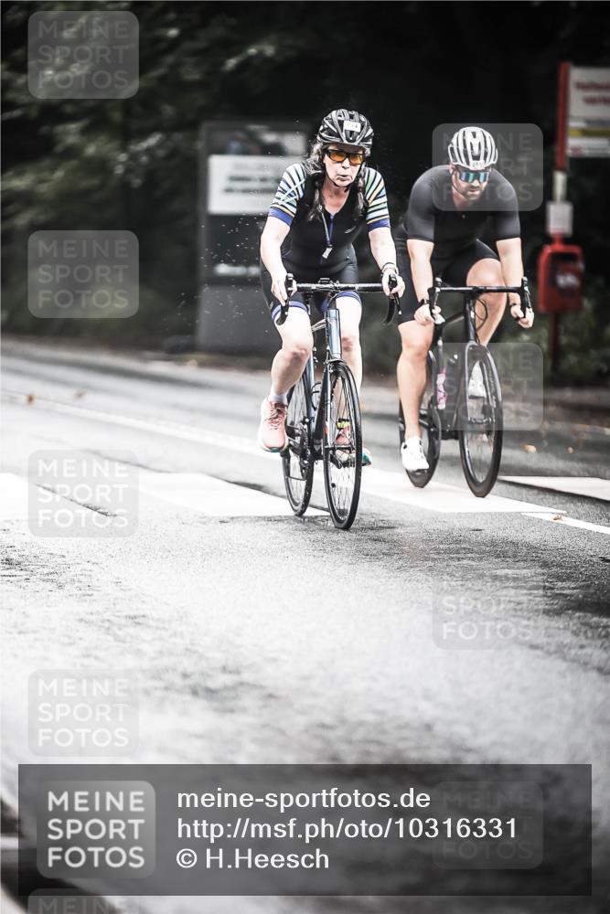 13.09.2026 - Stadtparktriathlon H.Heesch http://msf.ph/oto/10316331 13.09.2026 11:51:49 Radfahren 714, 755, 773, 808, 832, 851, 911 meine-sportfotos.de