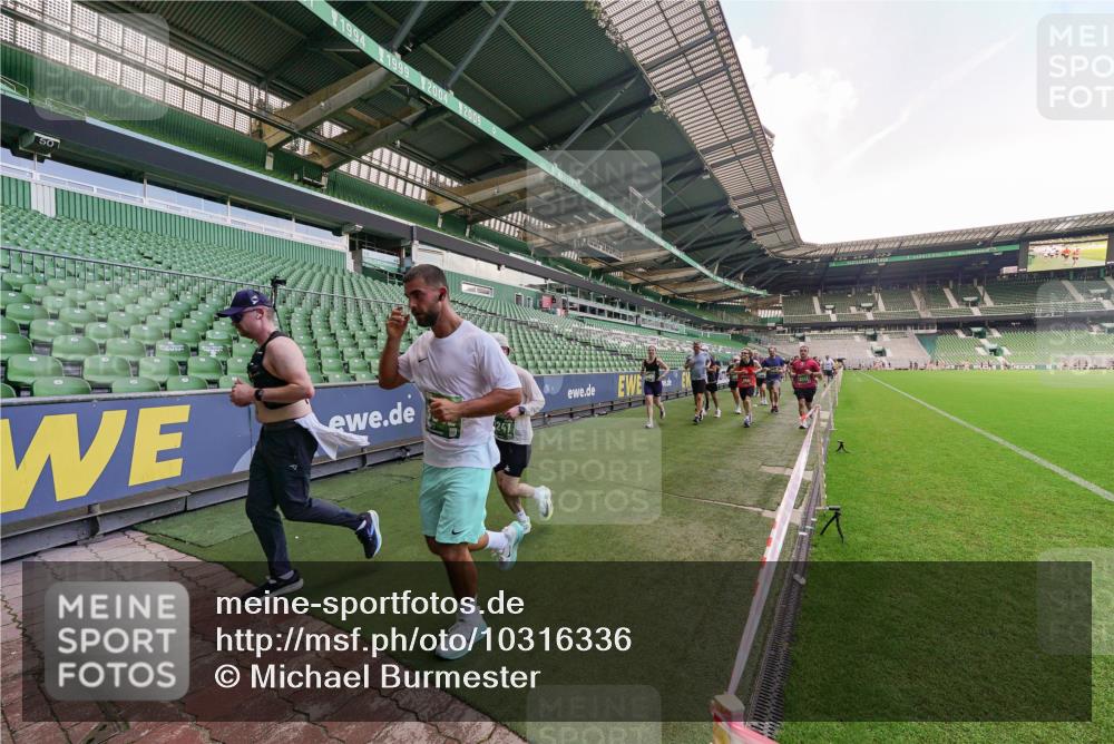 13.09.2026 - 21. swb-Marathon Bremen Michael Burmester http://msf.ph/oto/10316336 13.09.2026 13:13:12 Laufen im Stadion 118, 183, 270, 278, 349, 514, 576, 600, 631, 695, 702, 843, 933, 950, 1005, 1143, 1226, 1286, 1334, 1426, 1435, 1596, 1641, 1849, 1991, 2005, 2035, 2079, 2248, 2264, 2336, 2375, 2377, 2387, 2398, 2412, 2426, 2439, 2457, 2461, 2478, 2505, 2540, 2612, 2665, 2673, 2684, 2693, 2765, 2773, 2792, 2815, 2816, 2850, 2860, 2884, 2895, 2921, 2963, 2966, 2972, 2975, 3016, 3111, 3143, 3155, 3209, 3253, 3277, 3293, 3304, 3308, 3313, 3349, 3434, 3442, 3661, 549 meine-sportfotos.de
