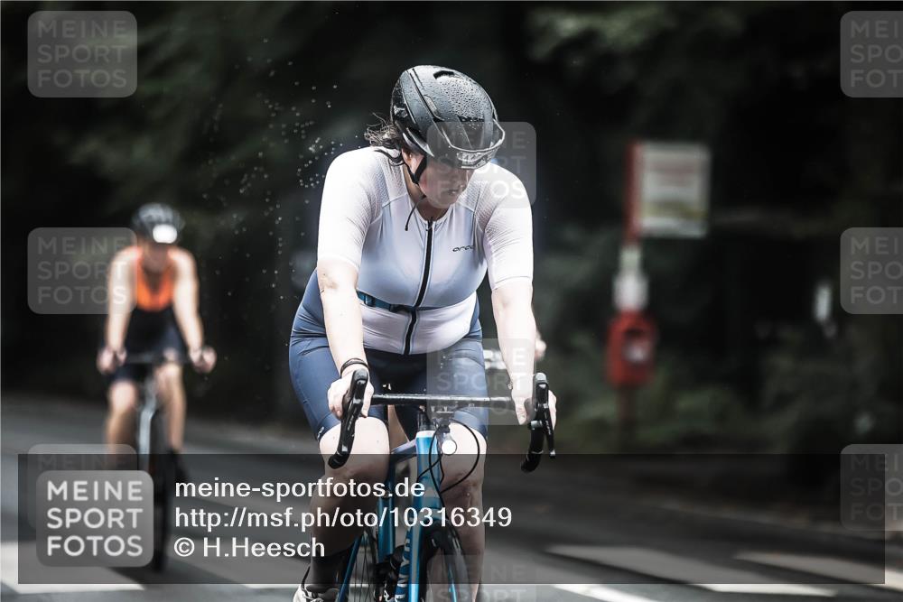 13.09.2026 - Stadtparktriathlon H.Heesch http://msf.ph/oto/10316349 13.09.2026 12:59:45 Radfahren 1107, 1168, 1252, 1270, 1302, 1303, 1353, 1414, 1428 meine-sportfotos.de