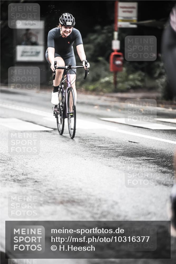 13.09.2026 - Stadtparktriathlon H.Heesch http://msf.ph/oto/10316377 13.09.2026 11:51:51 Radfahren 714, 755, 773, 808, 830, 832, 877, 911 meine-sportfotos.de