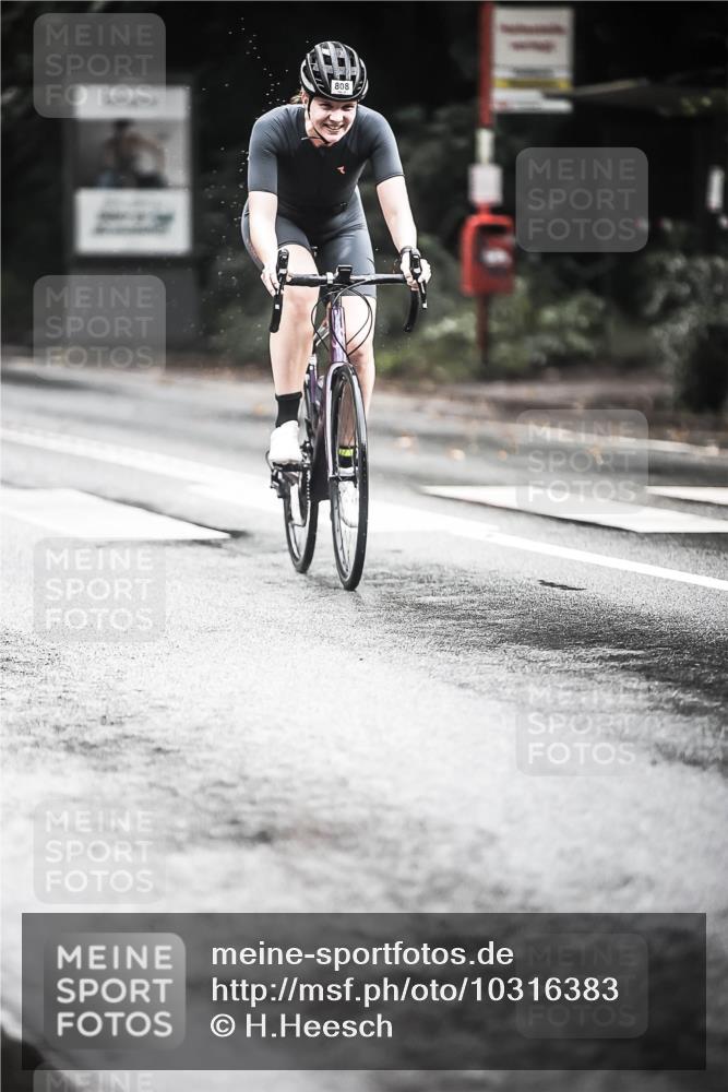 13.09.2026 - Stadtparktriathlon H.Heesch http://msf.ph/oto/10316383 13.09.2026 11:51:51 Radfahren 714, 755, 773, 808, 830, 832, 877, 911 meine-sportfotos.de