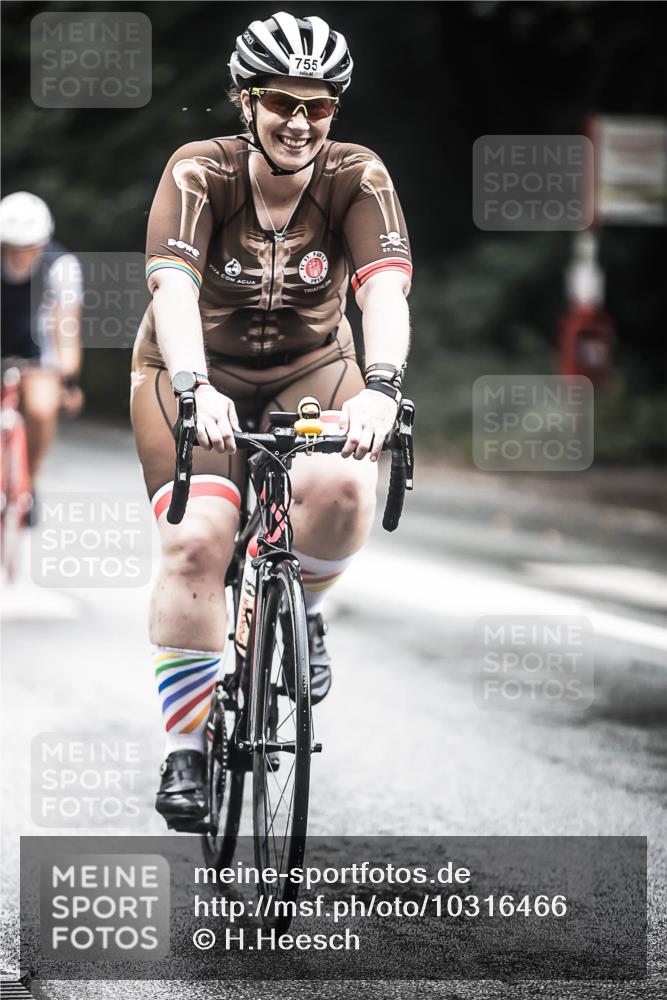 13.09.2026 - Stadtparktriathlon H.Heesch http://msf.ph/oto/10316466 13.09.2026 11:51:55 Radfahren 713, 714, 755, 773, 808, 830, 877, 903, 911 meine-sportfotos.de