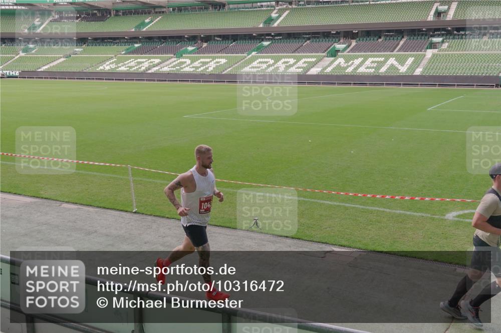 13.09.2026 - 21. swb-Marathon Bremen Michael Burmester http://msf.ph/oto/10316472 13.09.2026 12:51:34 Laufen im Stadion 235, 335, 734, 771, 863, 1043, 1125, 1146, 1162, 1232, 1455, 1492, 1510, 1513, 1613, 1955, 1970, 1998, 2008, 2130, 2291, 2295, 2360, 2442, 2444, 2447, 2498, 2759, 2847, 3085, 3440, 3484, 3566, 3647, 3703, 3808, 3830, 3899, 3959, 3988, 4023, 4165, 4283, 4368, 4429, 4473, 4475, 4559, 4571, 4573, 4582, 4727, 4781, 4782, 4888, 4895, 5066, 5079, 5152, 5155, 5168, 5314, 5379, 5521, 5532, 5620, 5627, 5636, 5696, 6267, 6274, 6471, 6668, 6901, 8033, 8798 meine-sportfotos.de