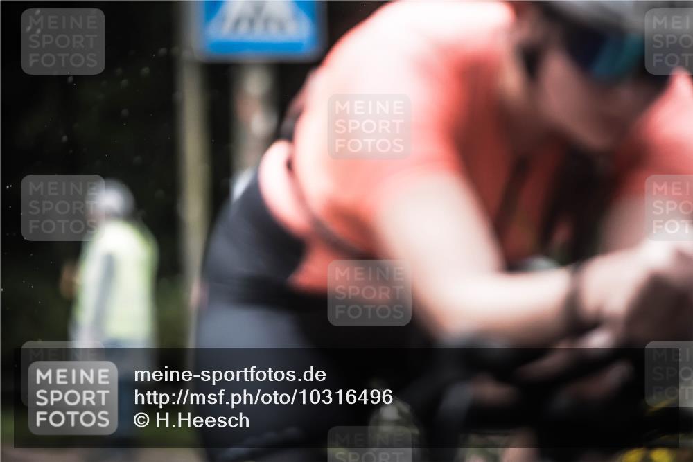 13.09.2026 - Stadtparktriathlon H.Heesch http://msf.ph/oto/10316496 13.09.2026 12:59:55 Radfahren 1082, 1107, 1233, 1247, 1252, 1414, 1418 meine-sportfotos.de
