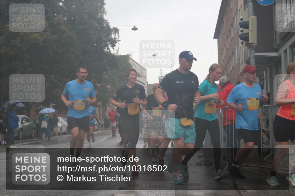 13.09.2026 - Kiel Lauf Markus Tischler http://msf.ph/oto/10316502 13.09.2026 10:46:37 Fleethörn 3795, 4510, 4809 meine-sportfotos.de
