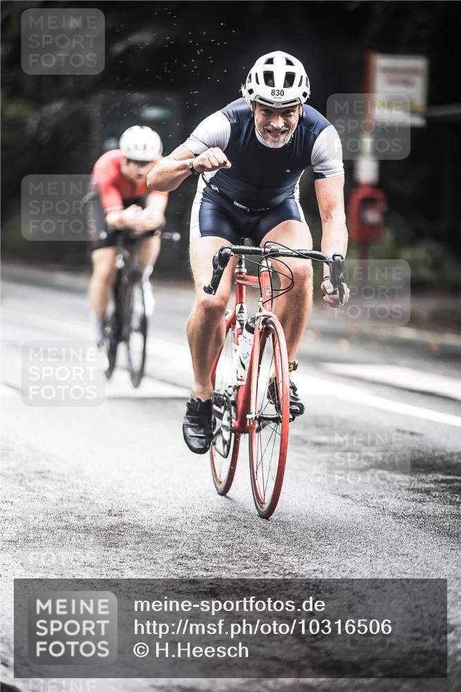 13.09.2026 - Stadtparktriathlon H.Heesch http://msf.ph/oto/10316506 13.09.2026 11:51:56 Radfahren 713, 714, 755, 773, 808, 830, 877, 903, 911 meine-sportfotos.de