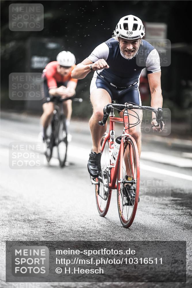 13.09.2026 - Stadtparktriathlon H.Heesch http://msf.ph/oto/10316511 13.09.2026 11:51:56 Radfahren 713, 714, 755, 773, 808, 830, 877, 903, 911 meine-sportfotos.de