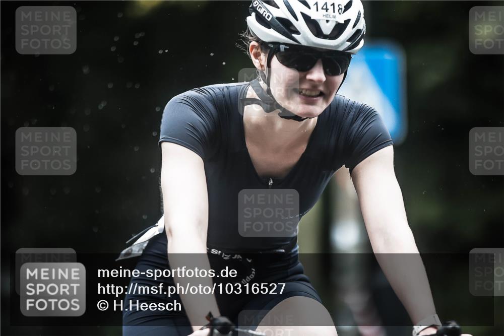 13.09.2026 - Stadtparktriathlon H.Heesch http://msf.ph/oto/10316527 13.09.2026 12:59:57 Radfahren 1082, 1221, 1233, 1239, 1247, 1252, 1418 meine-sportfotos.de