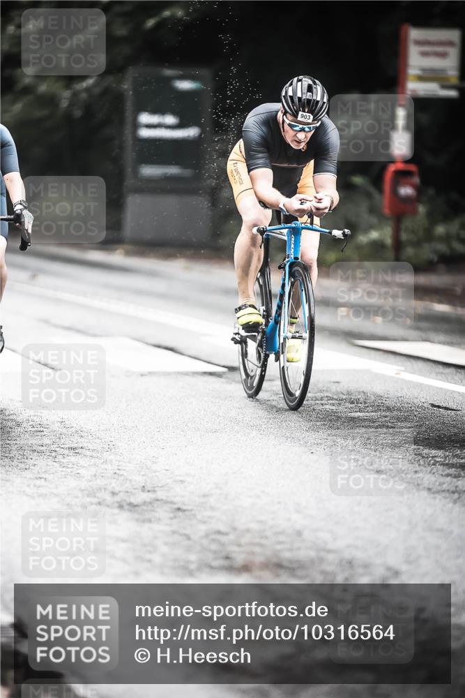 13.09.2026 - Stadtparktriathlon H.Heesch http://msf.ph/oto/10316564 13.09.2026 11:52:00 Radfahren 713, 755, 830, 877, 902, 903 meine-sportfotos.de