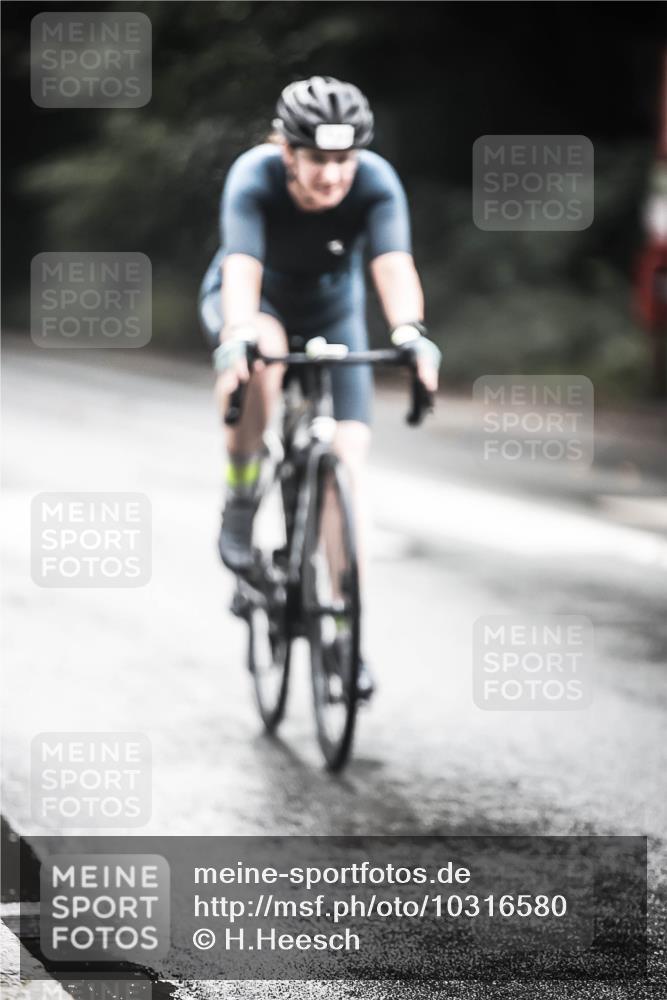 13.09.2026 - Stadtparktriathlon H.Heesch http://msf.ph/oto/10316580 13.09.2026 11:52:00 Radfahren 713, 755, 830, 877, 902, 903 meine-sportfotos.de