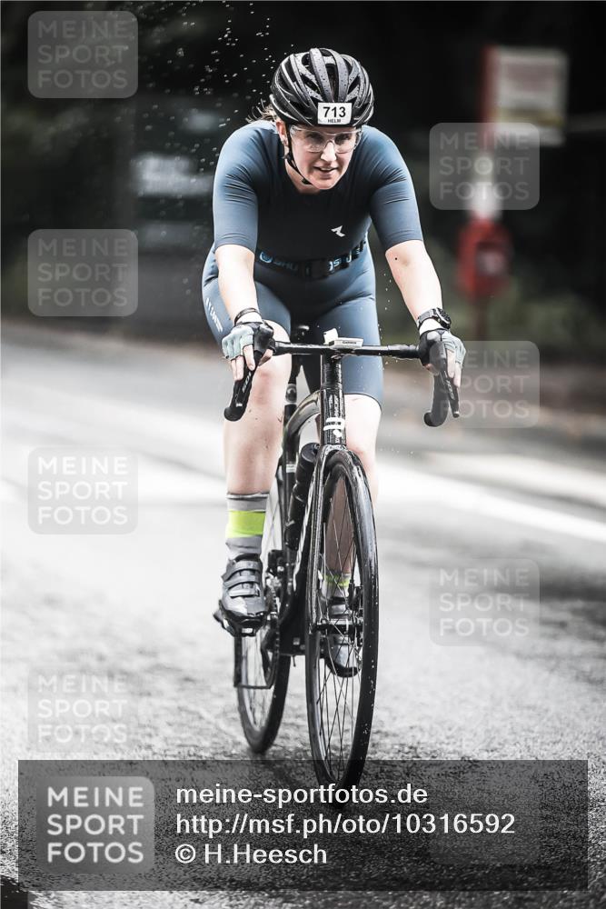 13.09.2026 - Stadtparktriathlon H.Heesch http://msf.ph/oto/10316592 13.09.2026 11:52:00 Radfahren 713, 755, 830, 877, 902, 903 meine-sportfotos.de