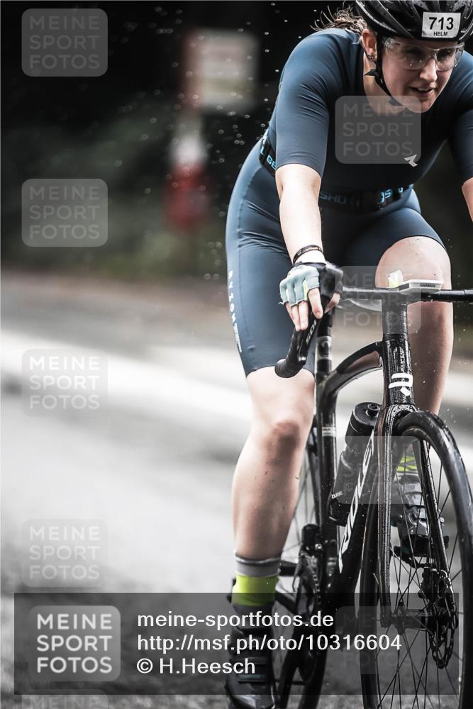 13.09.2026 - Stadtparktriathlon H.Heesch http://msf.ph/oto/10316604 13.09.2026 11:52:01 Radfahren 713, 755, 830, 877, 902, 903 meine-sportfotos.de
