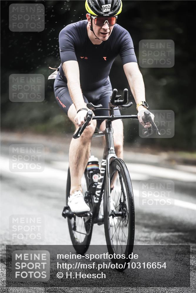 13.09.2026 - Stadtparktriathlon H.Heesch http://msf.ph/oto/10316654 13.09.2026 11:52:05 Radfahren 713, 902, 903 meine-sportfotos.de