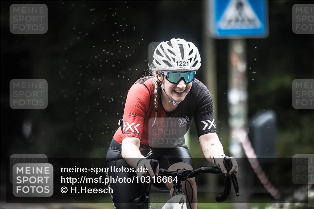 13.09.2026 - Stadtparktriathlon H.Heesch http://msf.ph/oto/10316664 13.09.2026 13:00:04 Radfahren 1082, 1117, 1160, 1203, 1221, 1233, 1239, 1357, 1412 meine-sportfotos.de