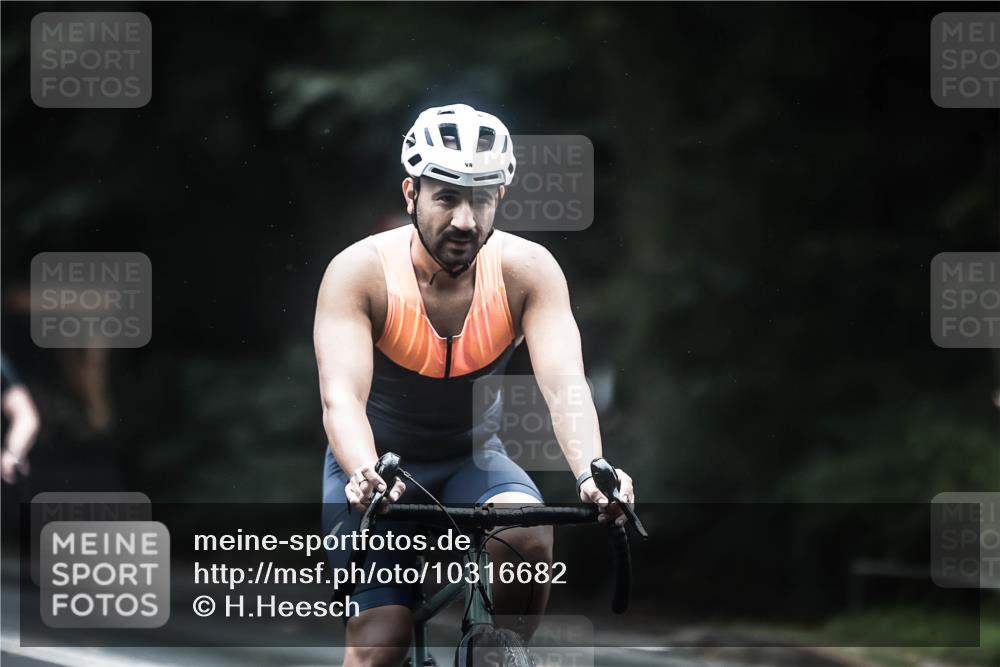 13.09.2026 - Stadtparktriathlon H.Heesch http://msf.ph/oto/10316682 13.09.2026 13:00:06 Radfahren 1082, 1117, 1160, 1203, 1221, 1239, 1267, 1310, 1357, 1358, 1412 meine-sportfotos.de