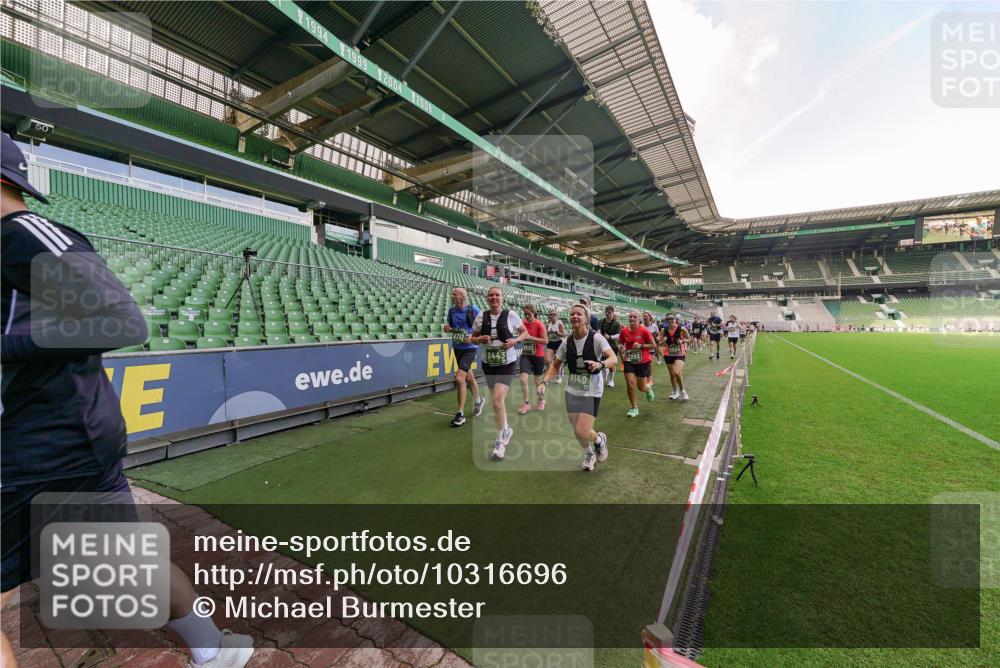 13.09.2026 - 21. swb-Marathon Bremen Michael Burmester http://msf.ph/oto/10316696 13.09.2026 13:13:46 Laufen im Stadion 118, 183, 270, 278, 349, 460, 514, 576, 600, 631, 695, 702, 768, 933, 950, 956, 1005, 1008, 1143, 1286, 1334, 1392, 1408, 1426, 1573, 1596, 1641, 1818, 1819, 1991, 2005, 2024, 2035, 2079, 2233, 2264, 2314, 2387, 2412, 2439, 2457, 2461, 2478, 2505, 2521, 2540, 2564, 2612, 2665, 2684, 2693, 2765, 2773, 2792, 2815, 2816, 2829, 2838, 2860, 2884, 2887, 2895, 2921, 2963, 2966, 2972, 2975, 2978, 3016, 3111, 3155, 3209, 3253, 3277, 3293, 3304, 3313, 3378, 3405, 3428, 3434, 3653, 3661 meine-sportfotos.de