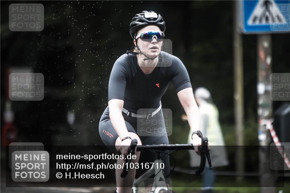 13.09.2026 - Stadtparktriathlon H.Heesch http://msf.ph/oto/10316710 13.09.2026 13:00:07 Radfahren 1082, 1117, 1160, 1203, 1221, 1239, 1267, 1310, 1357, 1358, 1412 meine-sportfotos.de