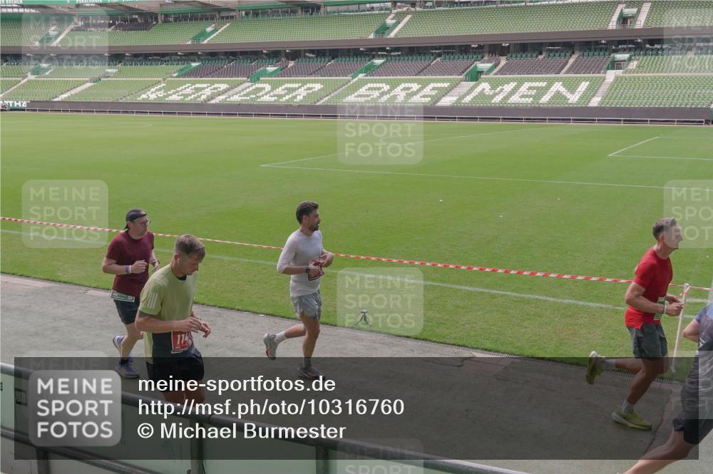 13.09.2026 - 21. swb-Marathon Bremen Michael Burmester http://msf.ph/oto/10316760 13.09.2026 12:51:51 Laufen im Stadion 107, 235, 335, 683, 734, 771, 792, 863, 1033, 1043, 1125, 1146, 1162, 1232, 1455, 1492, 1510, 1613, 1646, 1955, 1970, 1998, 2007, 2008, 2203, 2295, 2442, 2444, 2447, 2480, 2498, 2759, 2767, 2847, 3085, 3149, 3336, 3440, 3448, 3484, 3566, 3703, 3808, 3830, 3899, 3959, 3988, 4023, 4165, 4283, 4368, 4429, 4473, 4475, 4559, 4571, 4573, 4582, 4727, 4781, 4782, 4888, 4895, 5066, 5079, 5152, 5155, 5168, 5379, 5521, 5532, 5620, 5627, 5696, 6274, 6471, 6668, 6901, 8033, 8798 meine-sportfotos.de