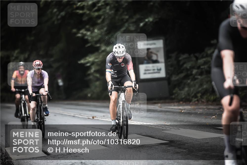 13.09.2026 - Stadtparktriathlon H.Heesch http://msf.ph/oto/10316820 13.09.2026 13:00:20 Radfahren 1080, 1194, 1243, 1288, 1290, 1307, 1330, 1350 meine-sportfotos.de