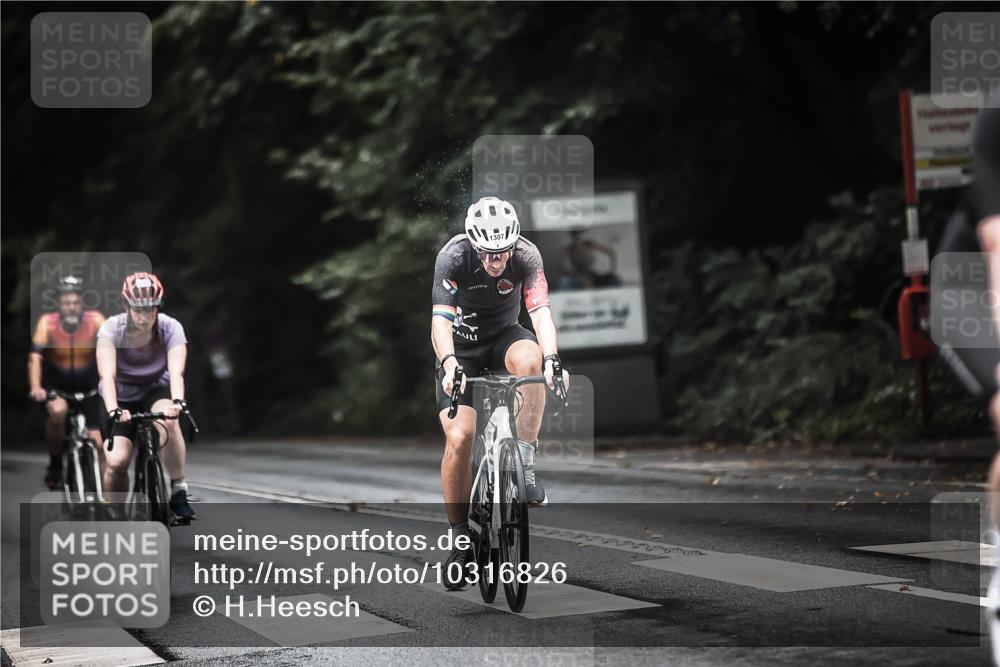 13.09.2026 - Stadtparktriathlon H.Heesch http://msf.ph/oto/10316826 13.09.2026 13:00:20 Radfahren 1080, 1194, 1243, 1288, 1290, 1307, 1330, 1350 meine-sportfotos.de