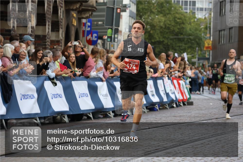 13.09.2026 - 21. swb-Marathon Bremen Strokosch-Dieckow http://msf.ph/oto/10316836 13.09.2026 13:06:42 Ziel 474, 1901, 1921, 7590, 8621, 8670, 9934, 13148, 521, 749, 1009, 3127, 4574, 6784, 8580, 8888 meine-sportfotos.de