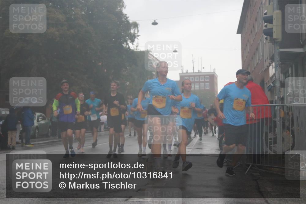 13.09.2026 - Kiel Lauf Markus Tischler http://msf.ph/oto/10316841 13.09.2026 10:47:14 Fleethörn 4876, 4865, 3640 meine-sportfotos.de