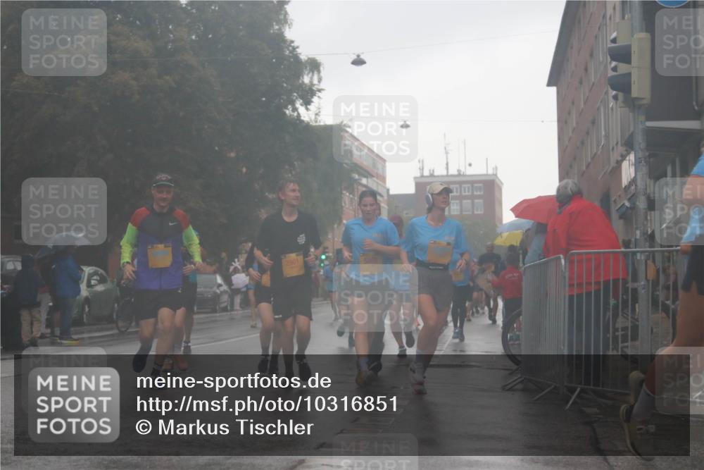 13.09.2026 - Kiel Lauf Markus Tischler http://msf.ph/oto/10316851 13.09.2026 10:47:15 Fleethörn 2901, 5803 meine-sportfotos.de