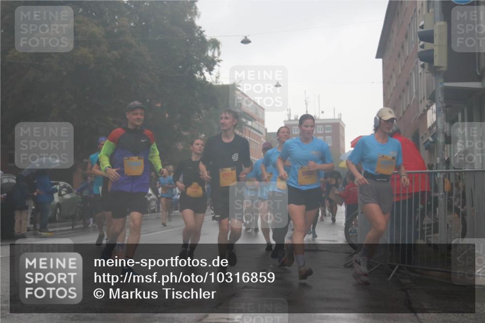 13.09.2026 - Kiel Lauf Markus Tischler http://msf.ph/oto/10316859 13.09.2026 10:47:16 Fleethörn 2901, 5803 meine-sportfotos.de