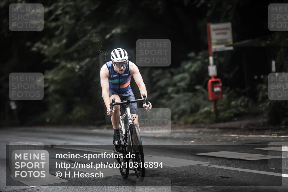 13.09.2026 - Stadtparktriathlon H.Heesch http://msf.ph/oto/10316894 13.09.2026 13:00:26 Radfahren 1080, 1194, 1290, 1307 meine-sportfotos.de