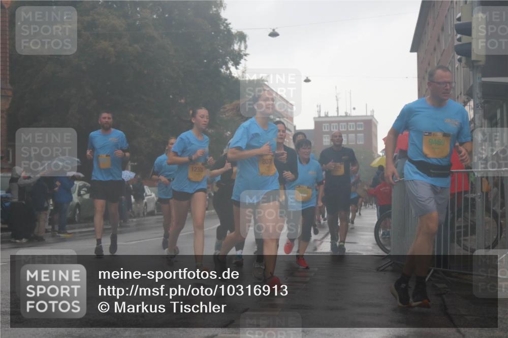 13.09.2026 - Kiel Lauf Markus Tischler http://msf.ph/oto/10316913 13.09.2026 10:47:22 Fleethörn 12305, 807, 9469 meine-sportfotos.de
