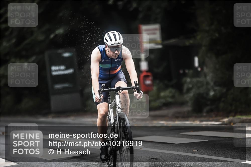 13.09.2026 - Stadtparktriathlon H.Heesch http://msf.ph/oto/10316919 13.09.2026 13:00:26 Radfahren 1080, 1194, 1290, 1307 meine-sportfotos.de